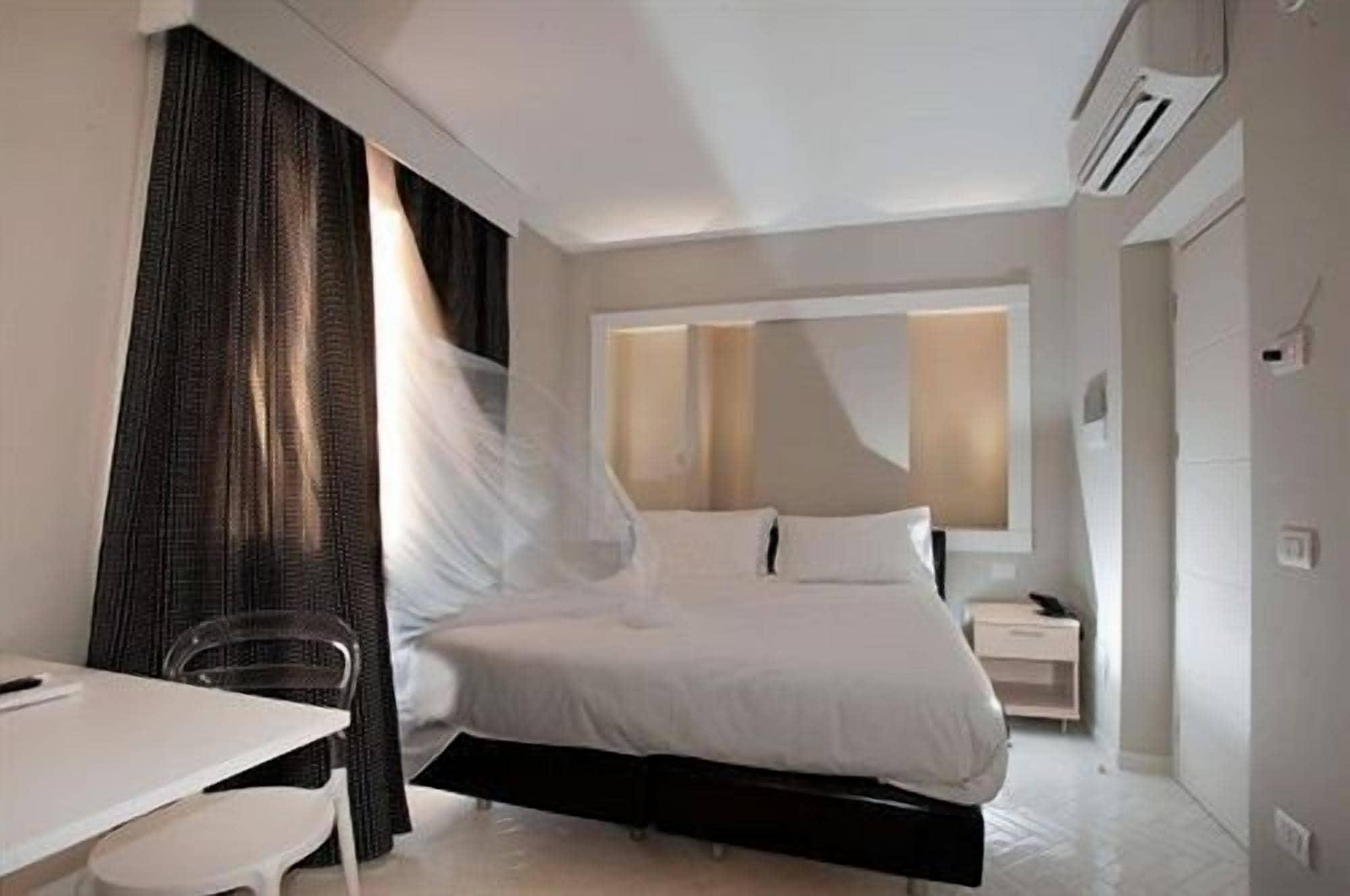 Palazzo Tasso Bed & Breakfast Sorrento Exterior photo