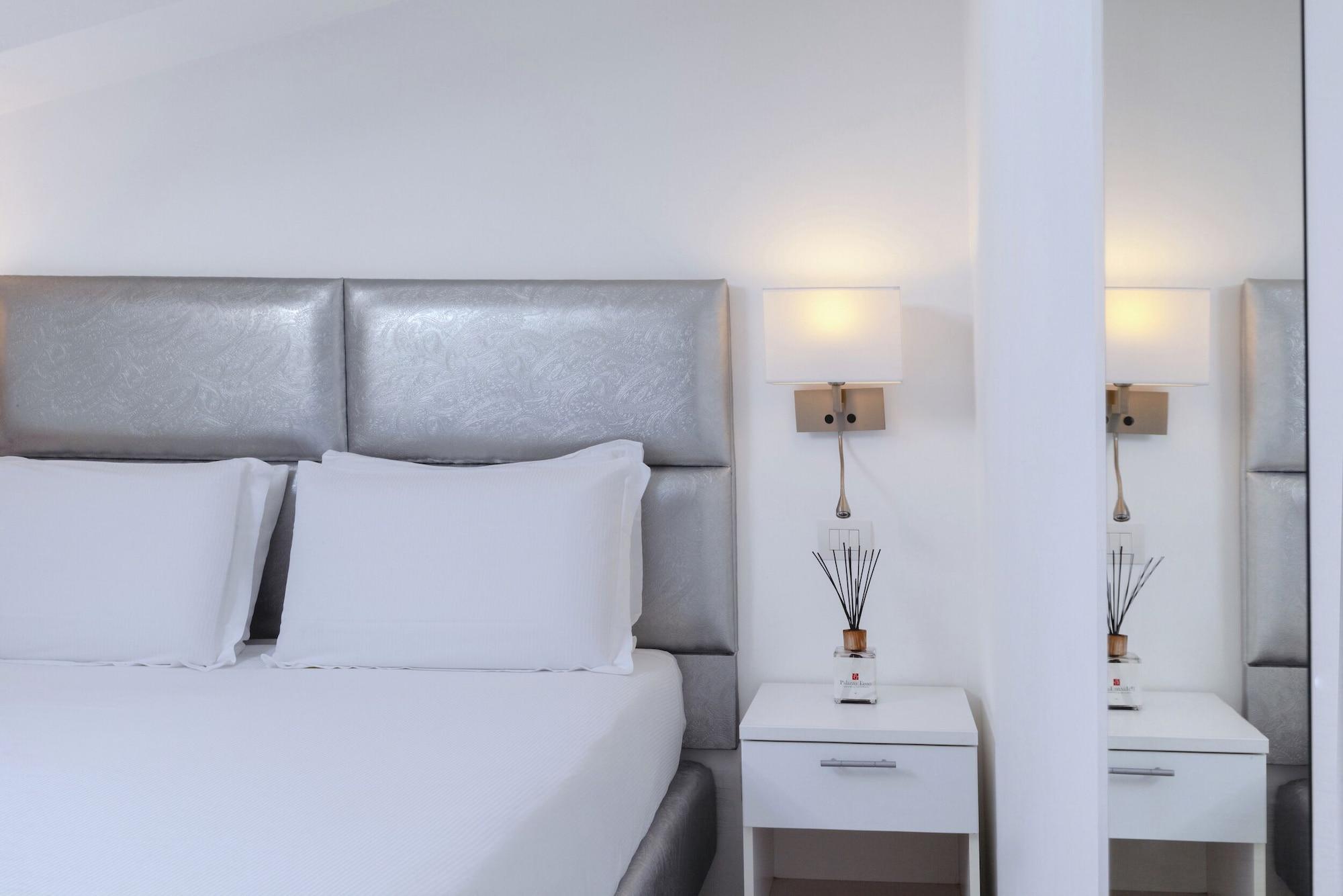 Palazzo Tasso Bed & Breakfast Sorrento Exterior photo