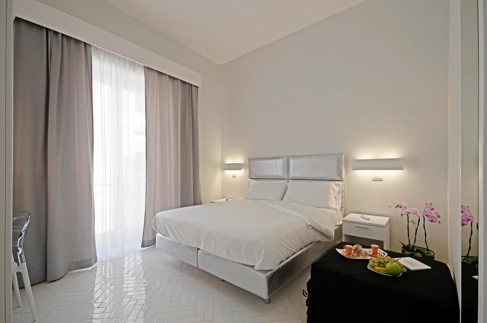 Palazzo Tasso Bed & Breakfast Sorrento Exterior photo